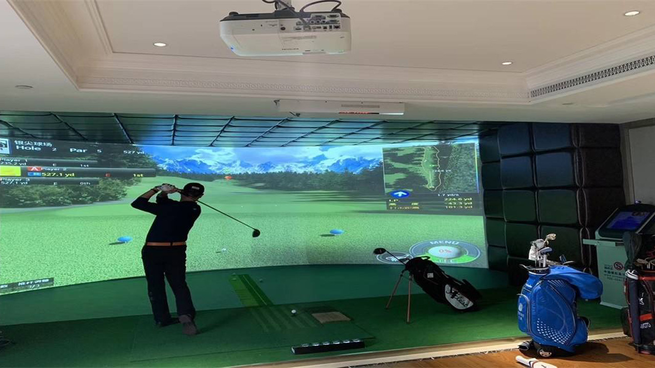 wingStar社區(qū)模擬高爾夫與海南省青少年高爾夫球錦標賽結(jié)緣鹿回頭